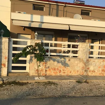 Constas Nifea Semesterbostad