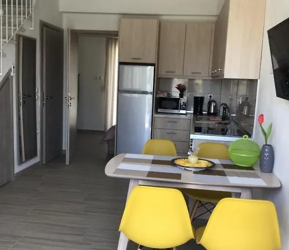 Case de vacanță Constas Nifea