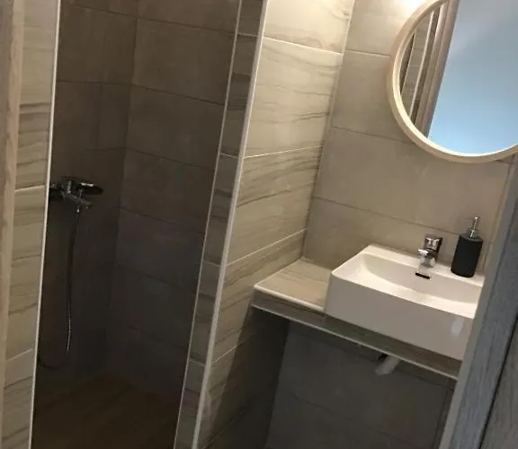 Constas Nifea Case de vacanță *